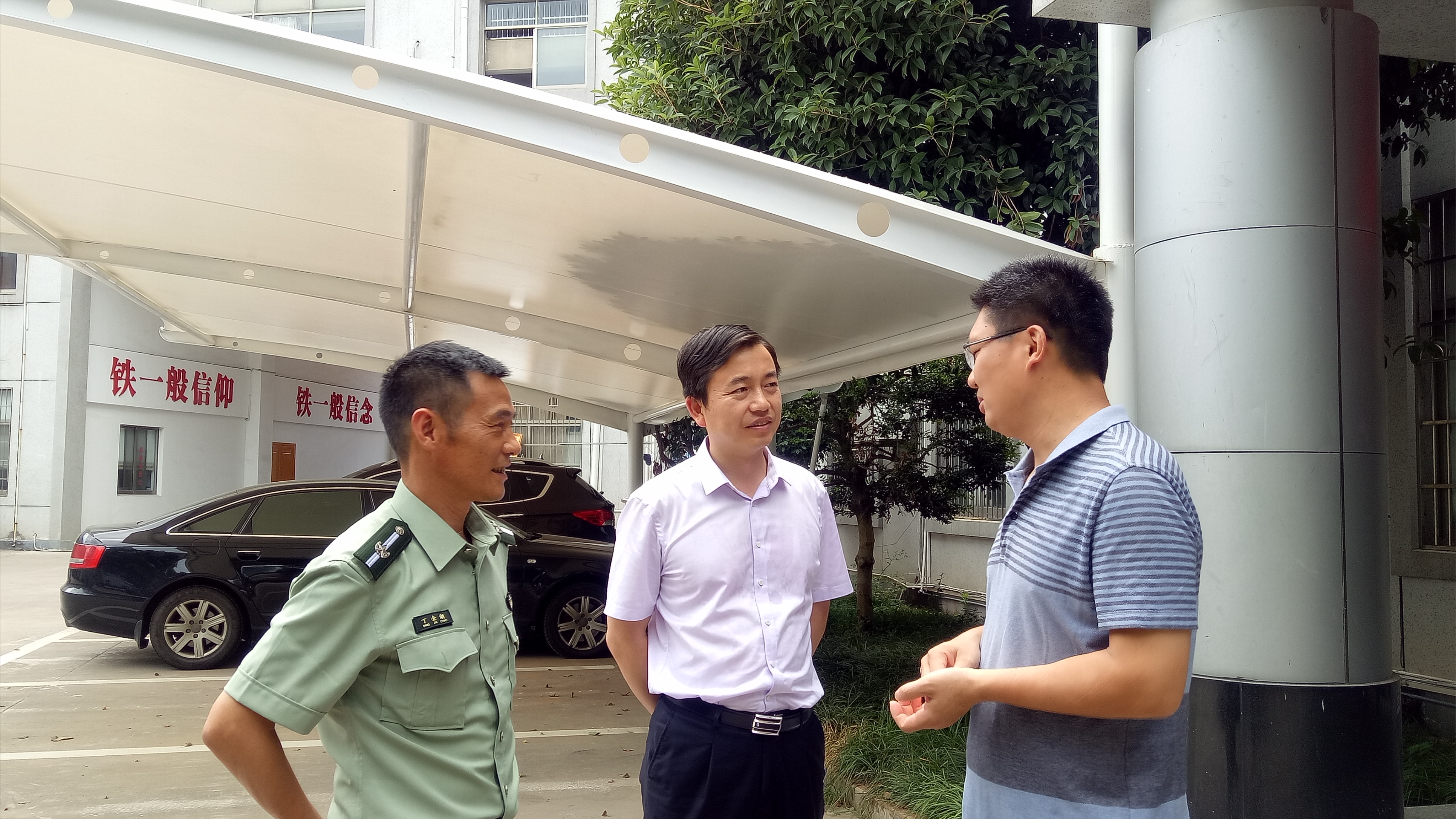 澳門6766網站net集團八一慰問人民子弟兵